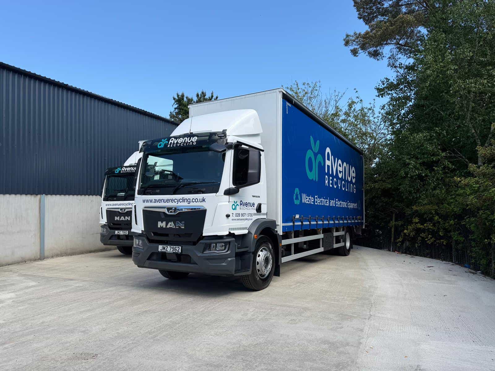 Avenue Recycling vehicle